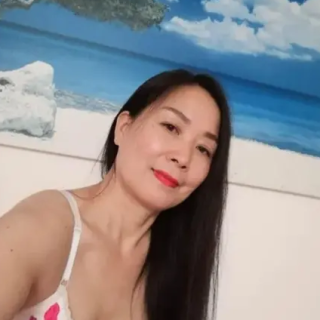 lili-heisse-asiatische-frau-top-service-alles-ausser-anal